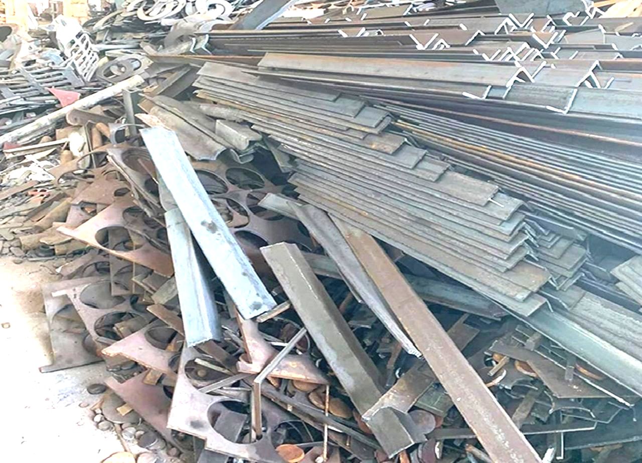 Lý do nên hợp tác với CÔNG TY PHẾ LIỆU LỘC PHÁT TÀI khi thanh lý nhà xưởng giá cao