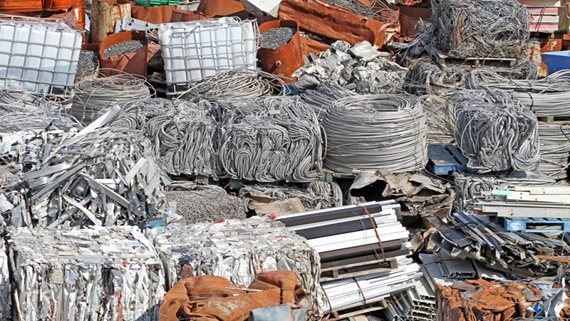 Vì sao nên chọn dịch vụ thu mua phế liệu trực tiếp, không qua trung gian?